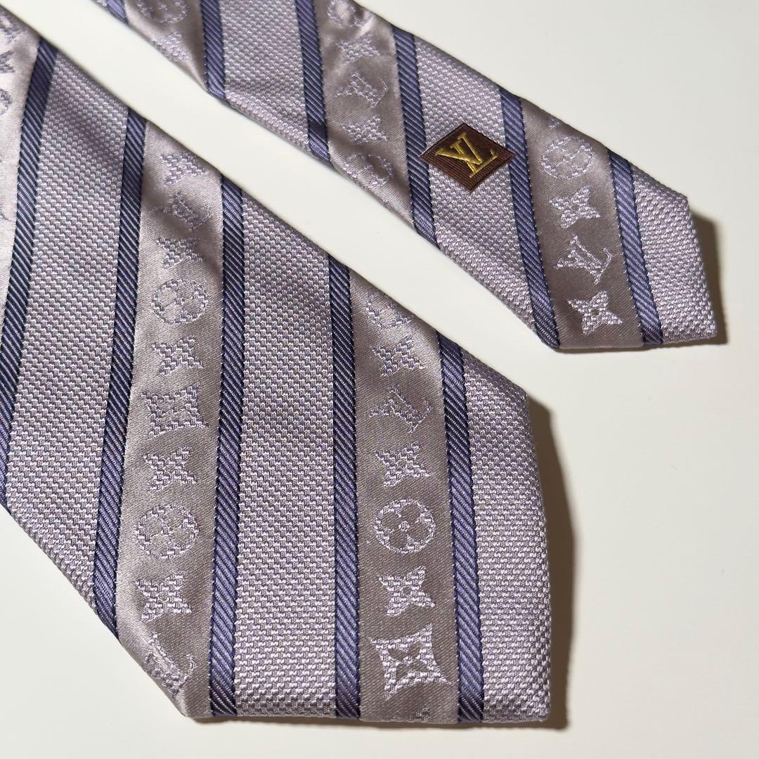【美品】 ルイヴィトン モノグラム ストライプ柄 パープル ネクタイ