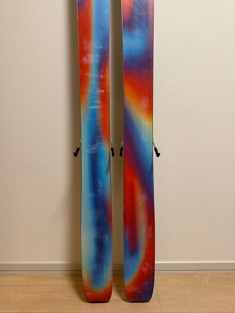 SALOMON QST BLANK スキー パウダー フリーライド