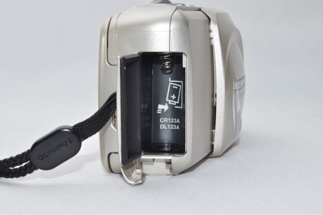 ☆美品☆ OLYMPUS オリンパス μ mju ZOOM 140 カメラ