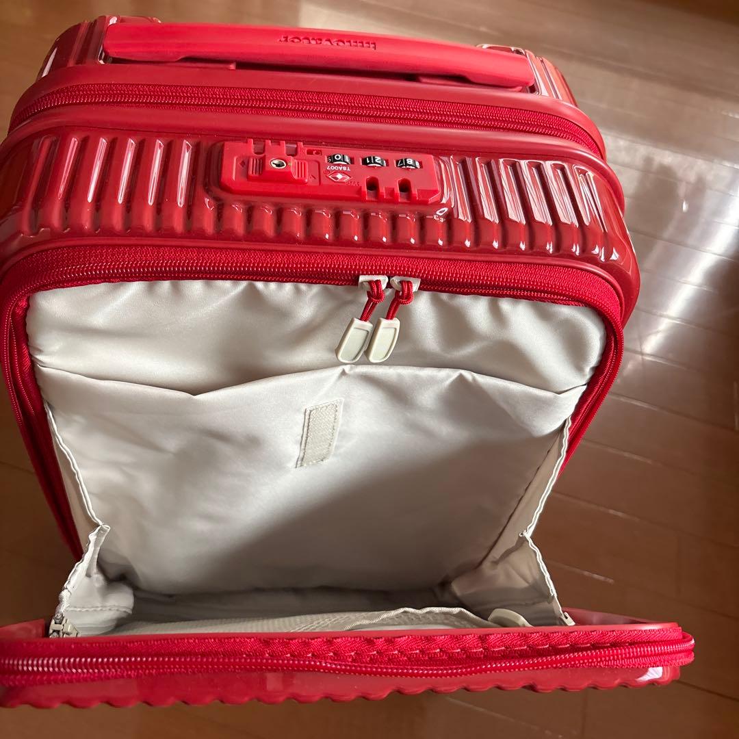 innoker 赤いキャリーケース 4輪