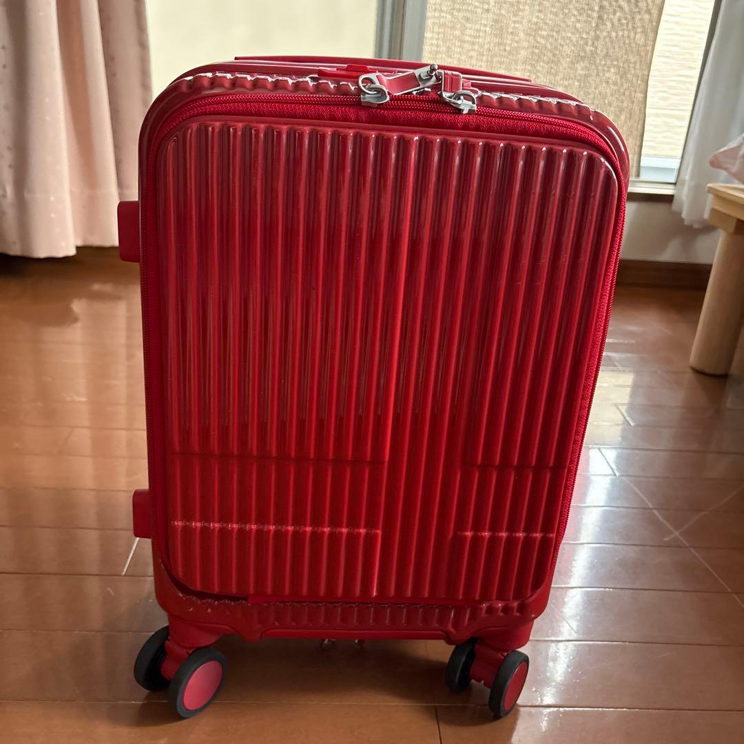 innoker 赤いキャリーケース 4輪