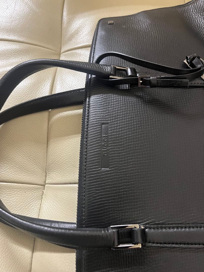 グッチGUCCI黒レザートートバッグハンドバッグビジネスバッグ　メンズレディース