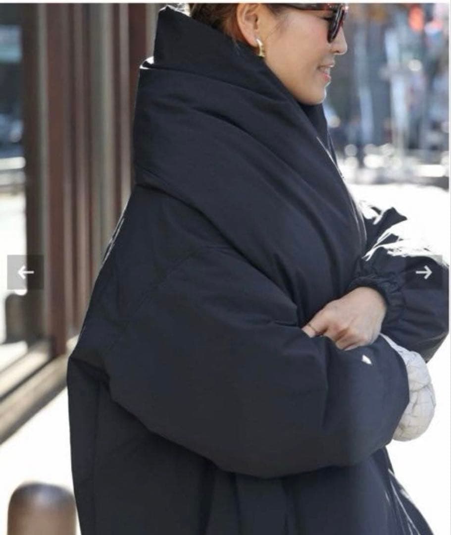 CALUXキャラクス　PUFFER SCARF フード付きダウンストール
