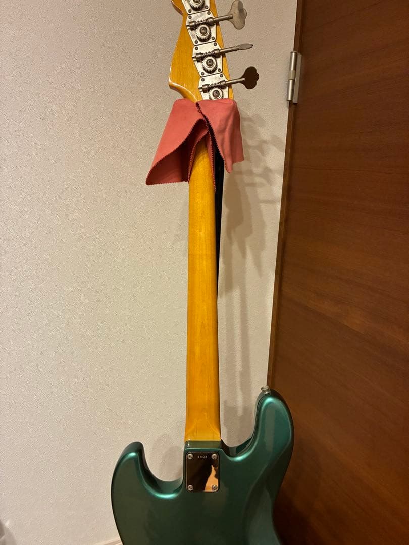 ハカランダ指板ラムトリックカンパニー　Sonic ジャズベース　SJB