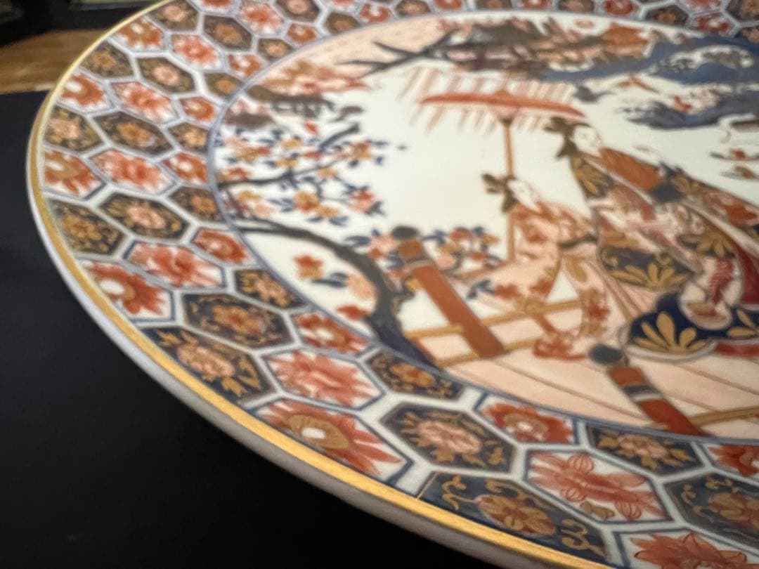 伊万里　松右衛門　飾り皿　大皿　色絵傘美人文大皿写し　近江八景之図　金彩