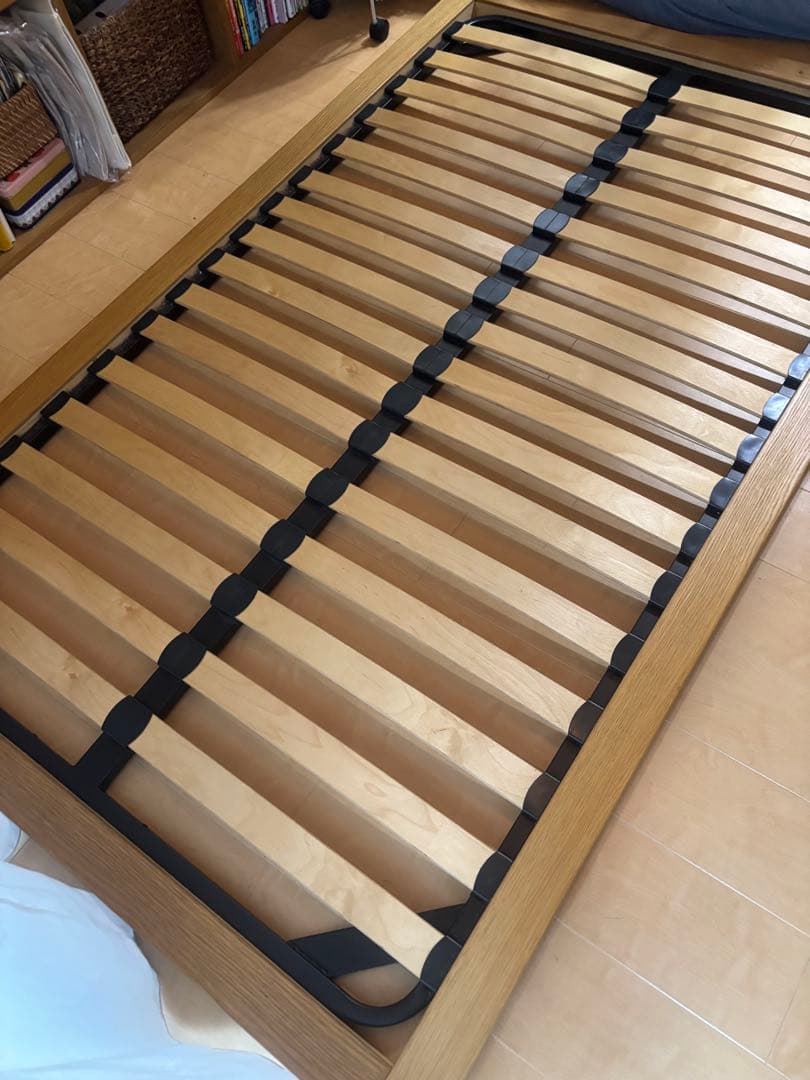 無印　木製ベッドフレーム（セミダブル）