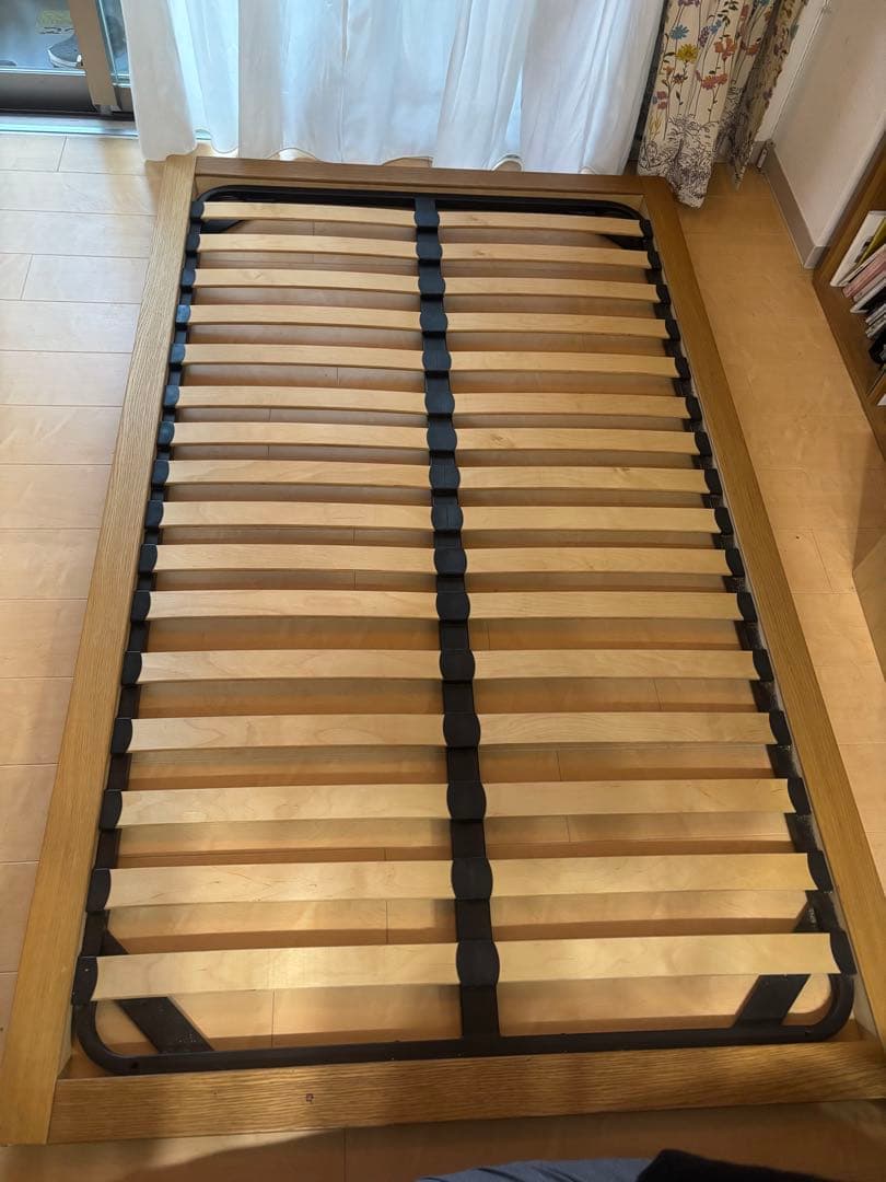 無印　木製ベッドフレーム（セミダブル）