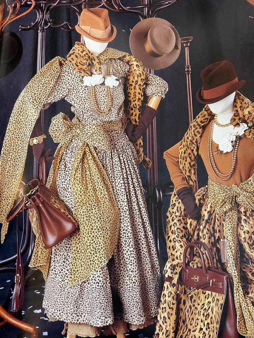 公*o様 カネコイサオ　綿ブロード　豹柄ワンピース