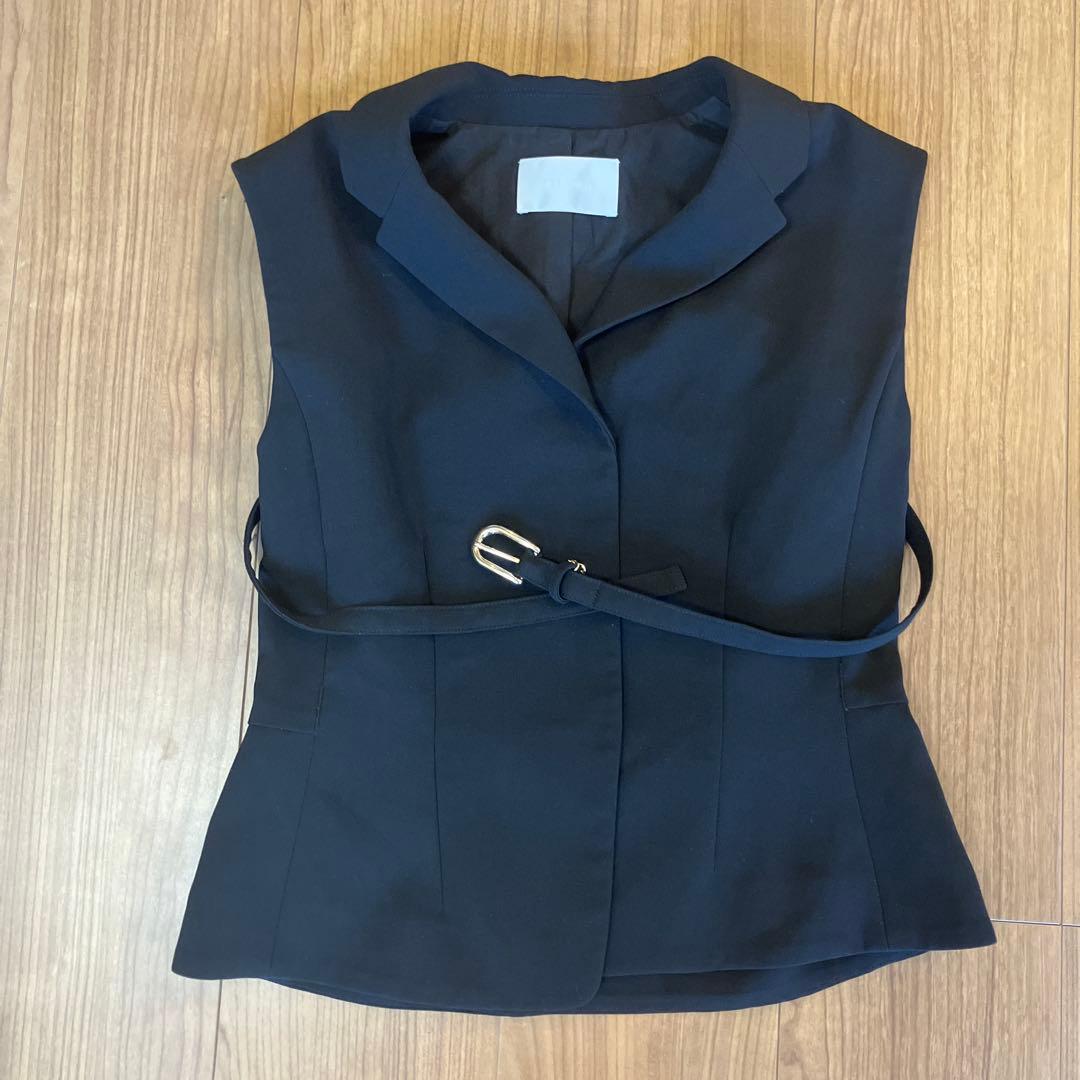 CELFORD ペプラムショートジレ お見合い　婚活　結婚式　ドレス leja