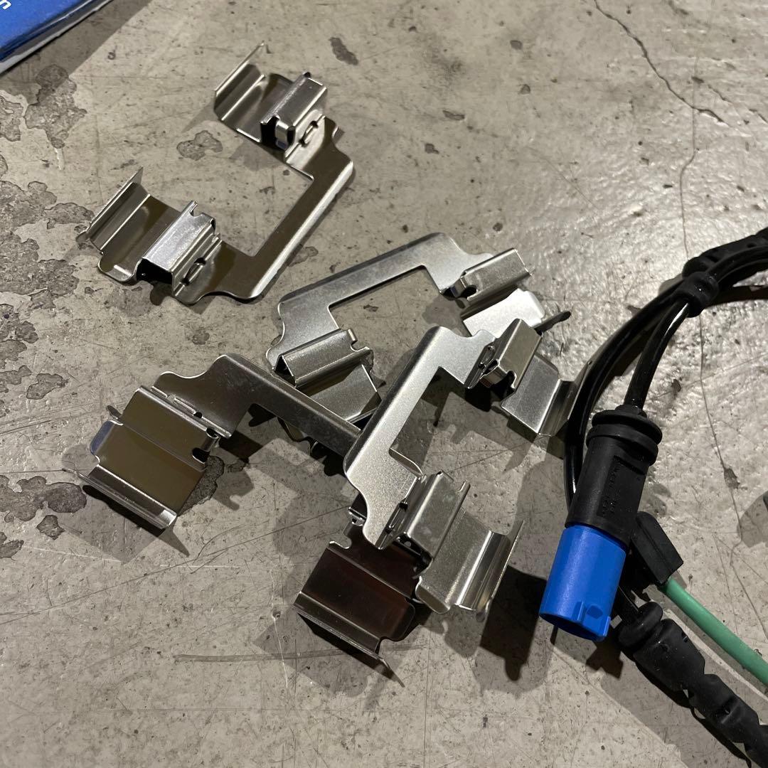  G11  740iMスポーツ　リアブレーキパッド