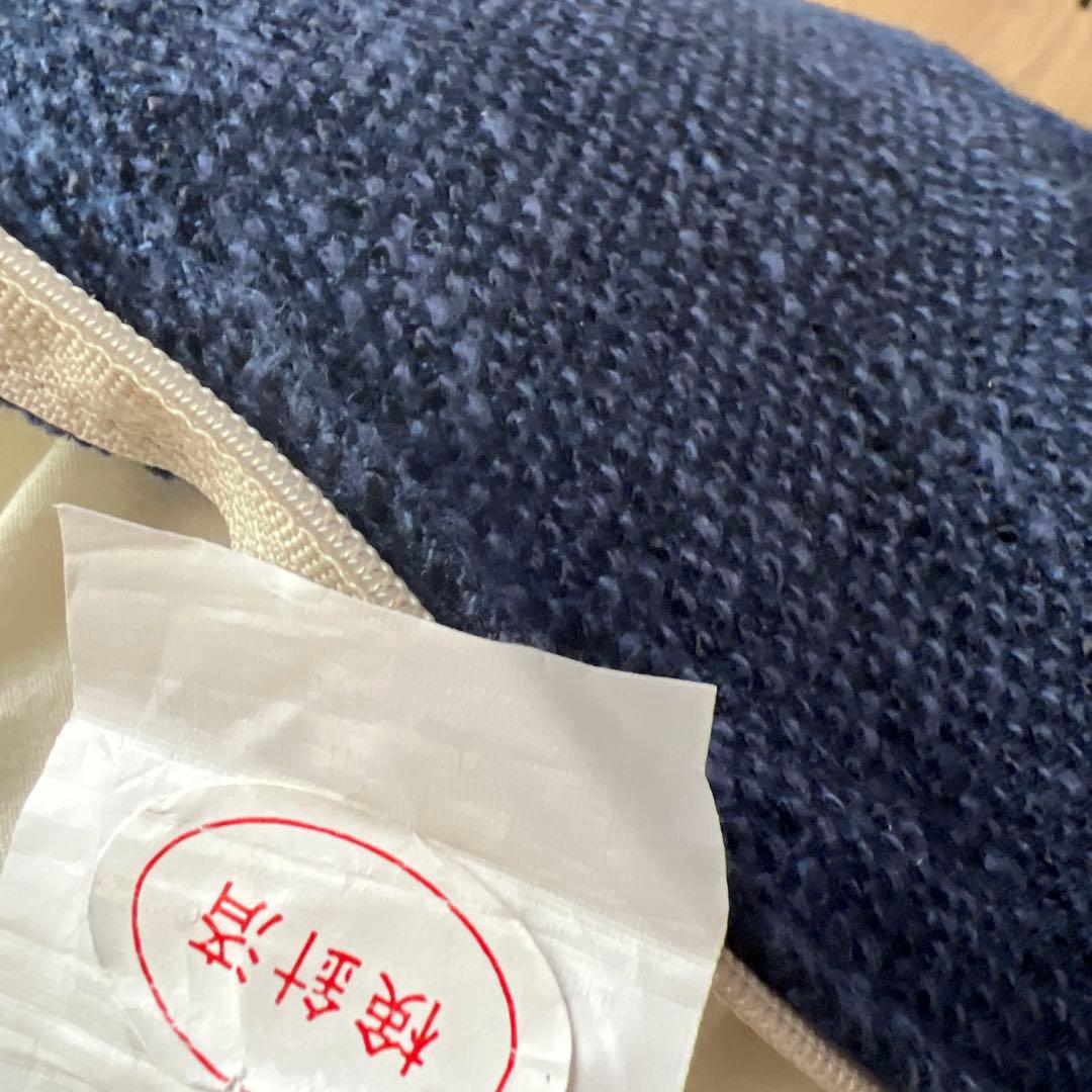 あ*ず様 日本製ACTUSフェザーファブリックアクタスネイビー 円形クッション