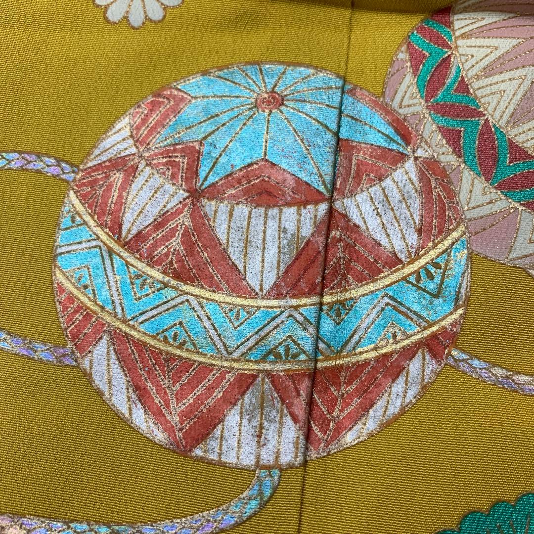 512agu13□七五三 7歳 女児 着物＆長襦袢 金彩 鞠 花□状態良好