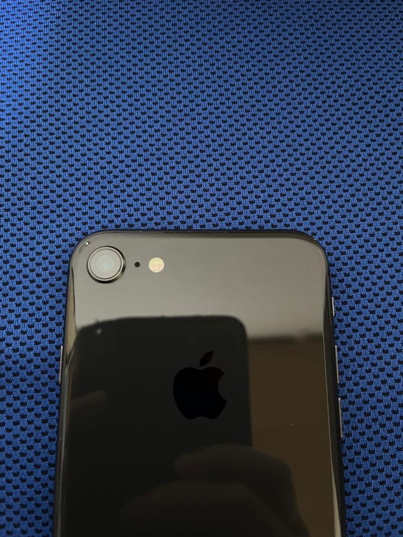 iPhone8 64GB バッテリー最大容量:78%SIMフリー