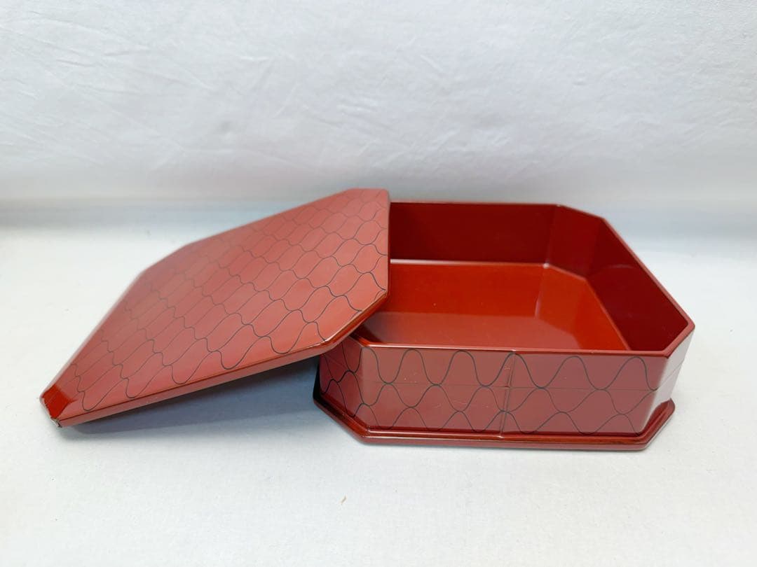 懐石道具 塗師 宗春作 木製 朱塗網目蒔絵 5段縁高重 銘々蓋付き 共箱