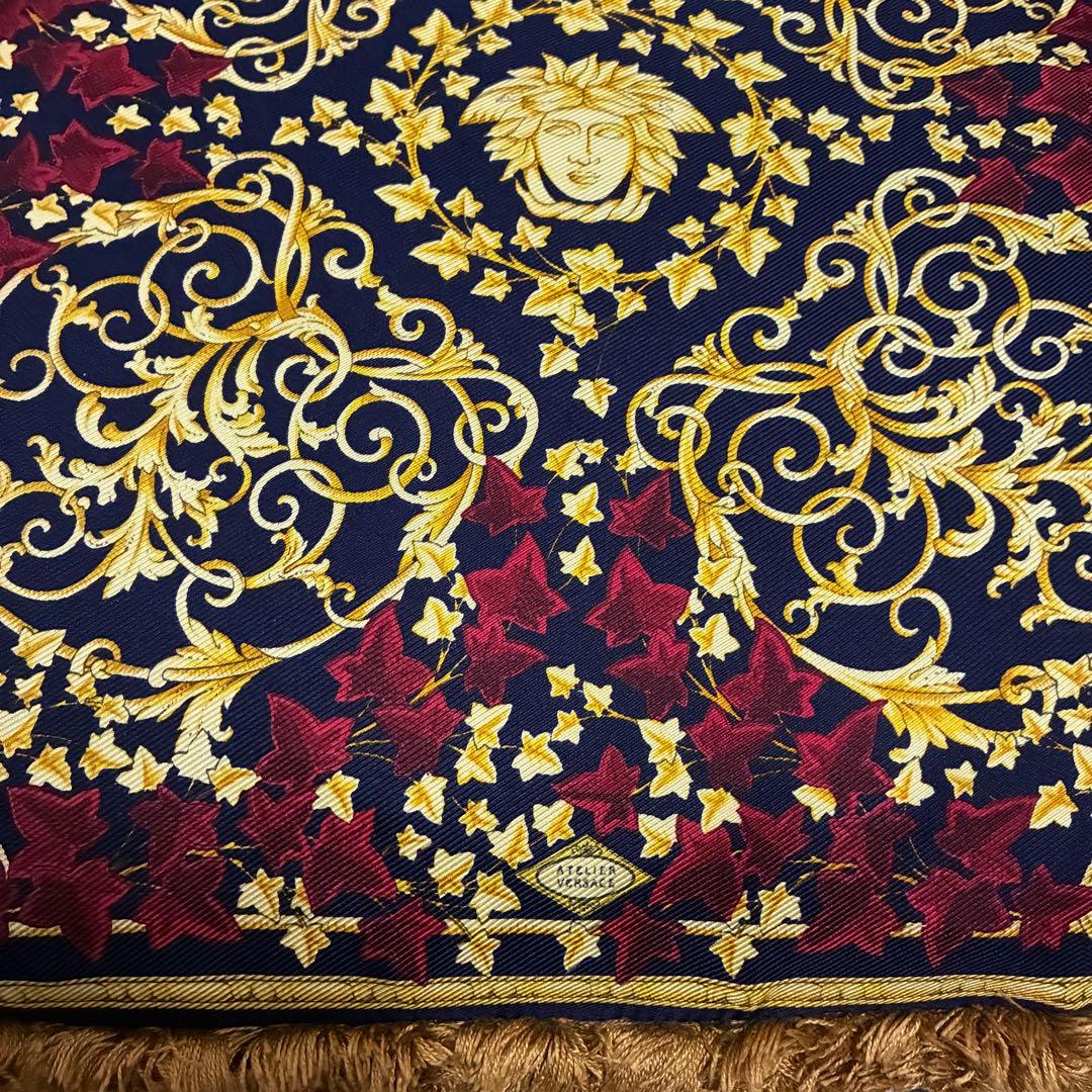 ヴェルサーチ シルク クッションセット