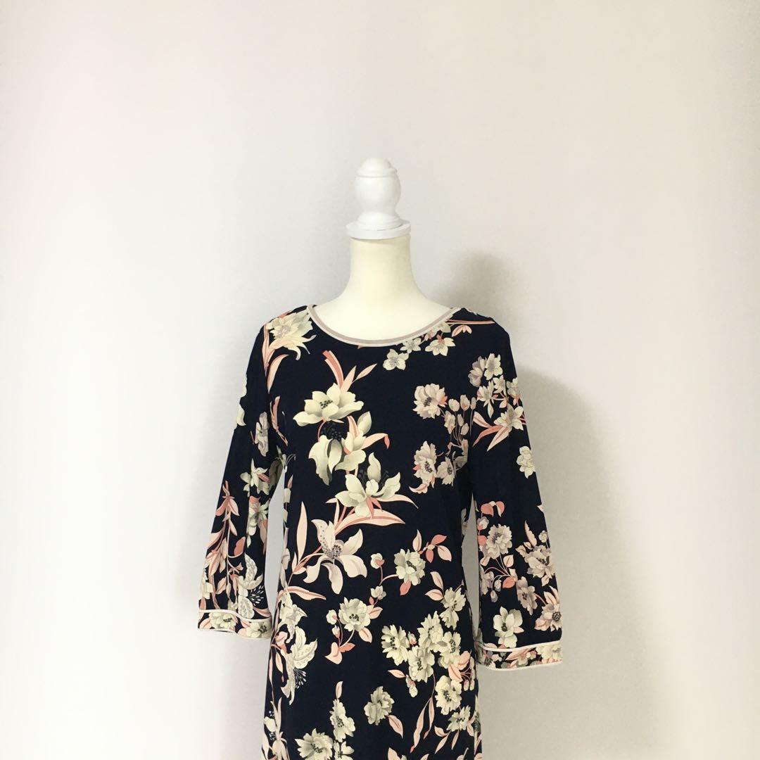 近年美品 LEONARD レオナール　コットン　ストレッチ　ワンピース　42