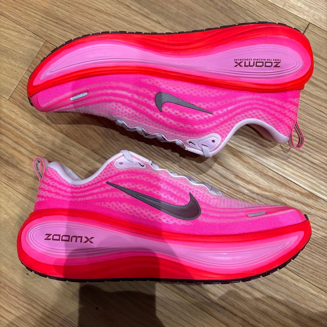 【ウィメンズ27cm(メンズ26.5cm)新品未使用】ナイキ ボメロプラス