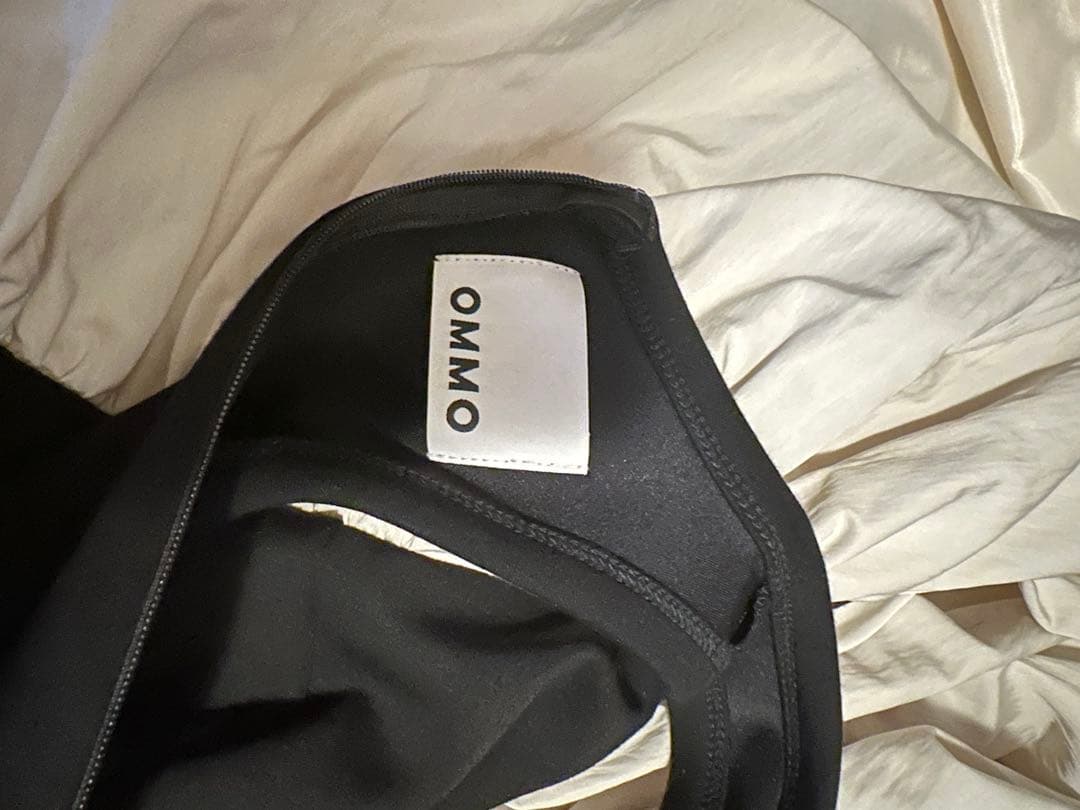 ⭐︎MH様用⭐︎正規品OMMO ARCH FLOW GATHER ワンピース