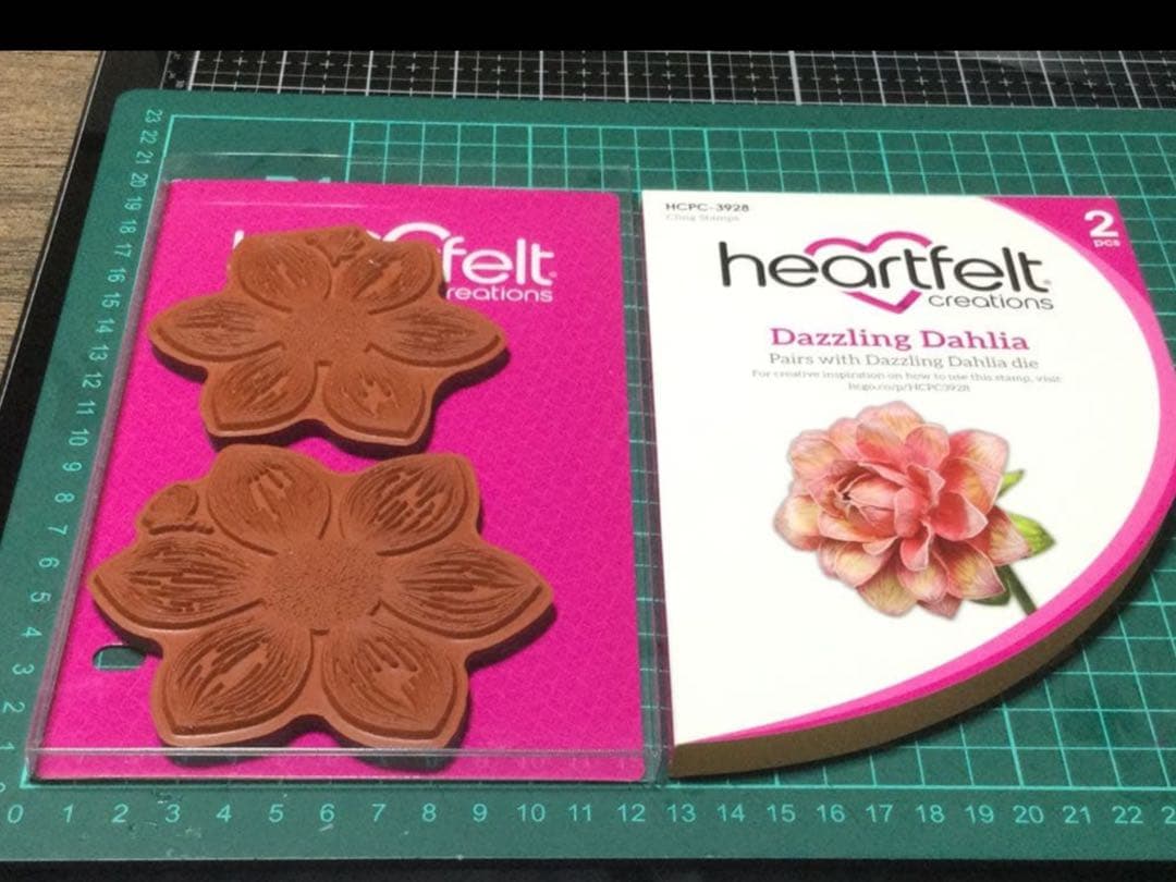 Heartfelt Creations スタンプセット 3点