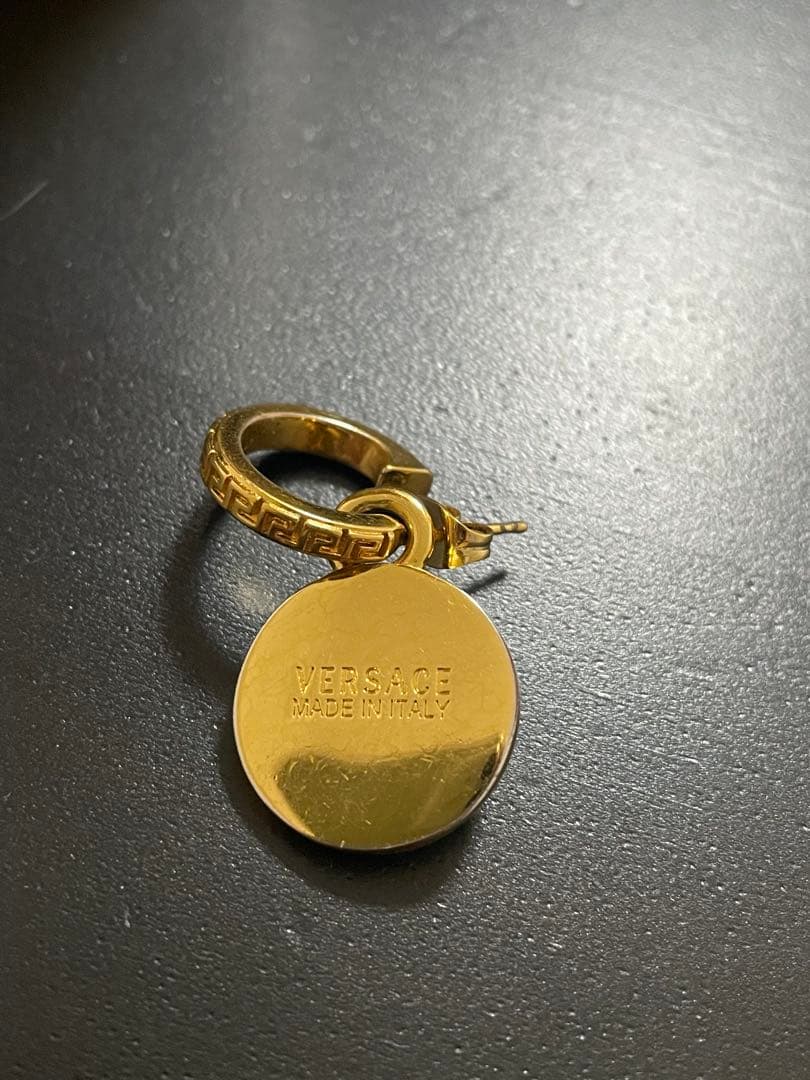 最終値下げ　ヴェルサーチ　VERSACE 片耳　ピアス メデューサ ゴールド