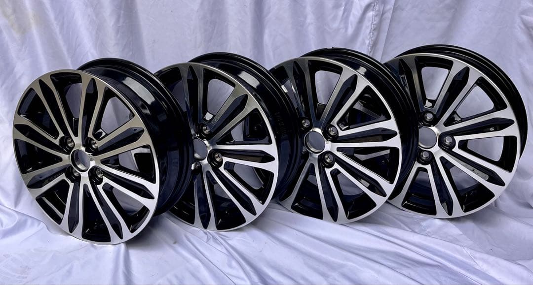 ② 【中古】ダイハツ純正 15インチ アルミホイール4本 4穴 PCD100