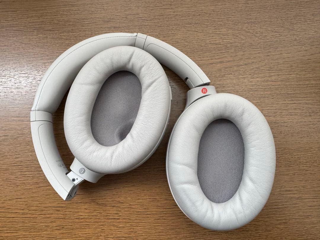 ソニー ワイヤレスヘッドホン WH-1000XM4