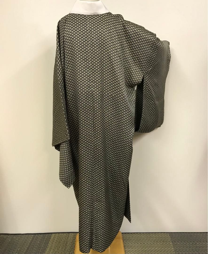 ◆おふく◆長襦袢　ゆったりサイズ　小花模様　着物