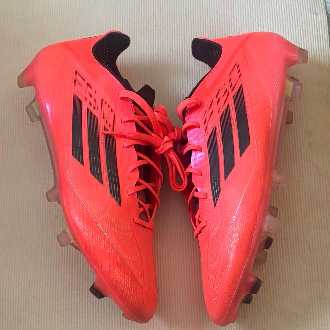 アディダス　サッカースパイク　f50 fg ピンク