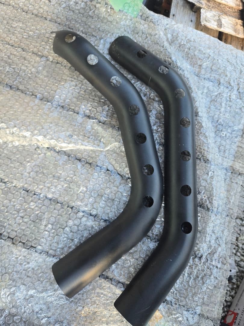 ハーレースポーツスター　スクリーミンイーグルマフラー　ヒートシールド　ブラック