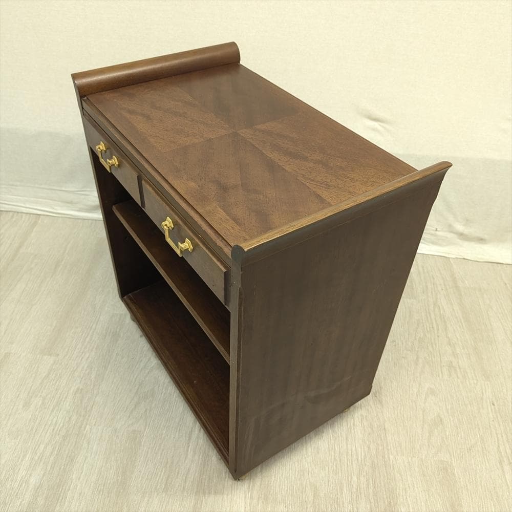 マルニ　地中海　キャスター付きワゴン　キャビネット　ラック　飾り棚　レンジ台