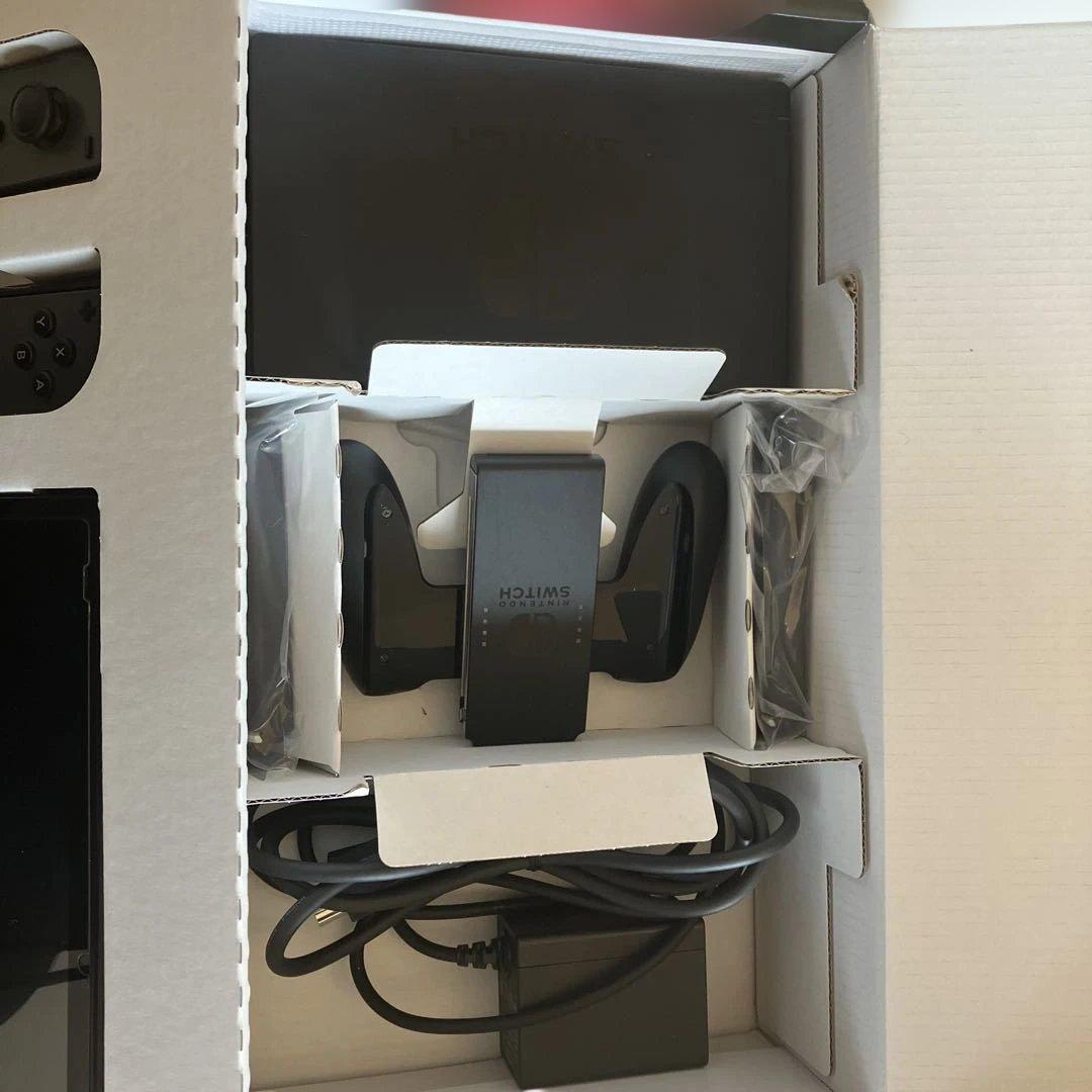 Nintendo Switch 本体（箱、付属品あり）