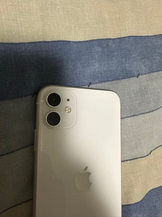 iPhone11 128GB docomo ホワイト