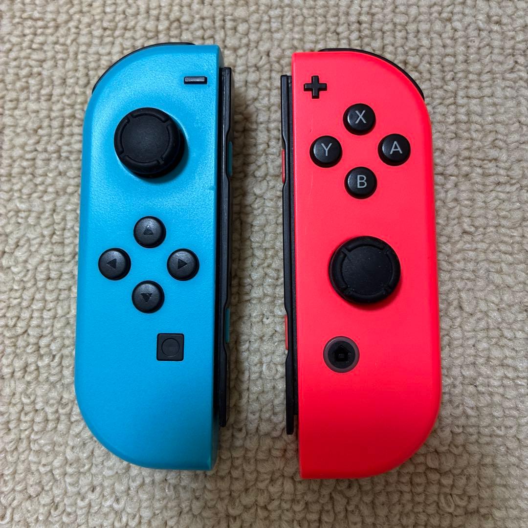 Nintendo Switch本体　Joy-Conハンドル　Joy-Conセット