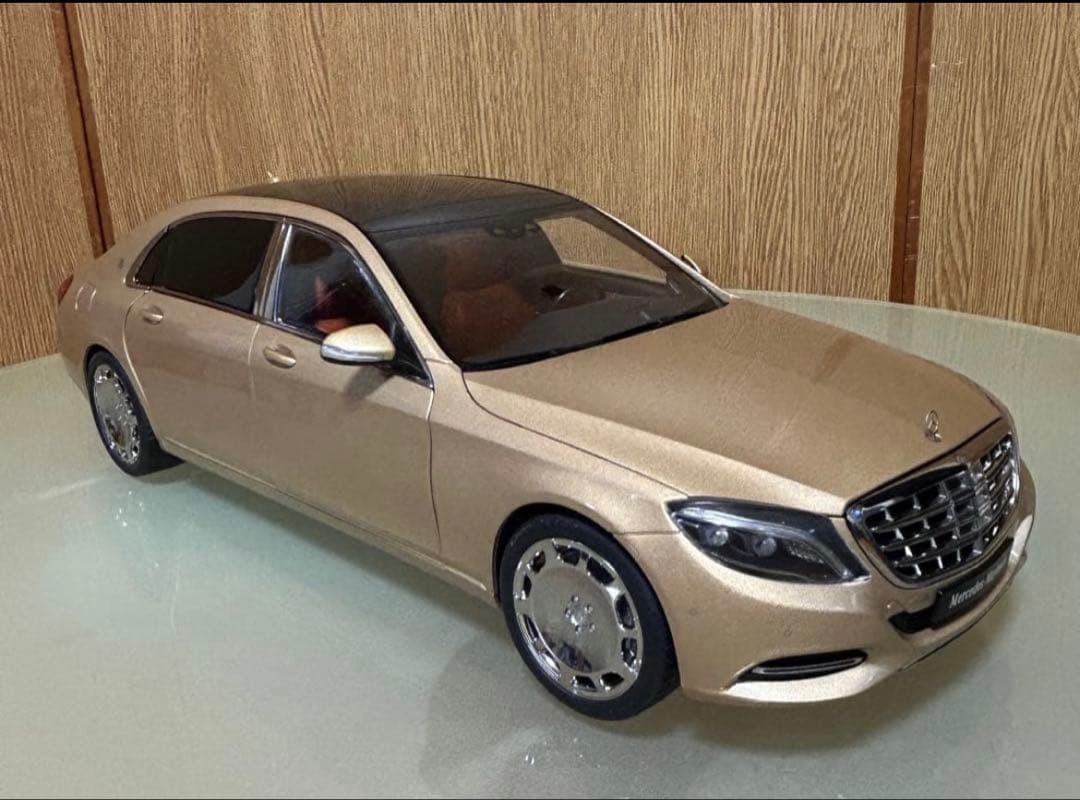 オートアート メルセデスベンツ　マイバッハ　絶版品　ミニカー