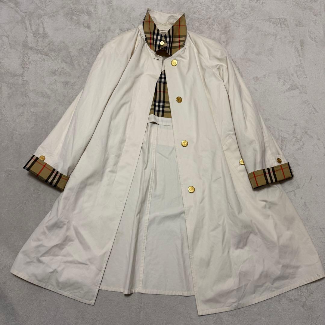 バーバリーズ　ステンカラーコート　金ボタン　チェック　白　M位