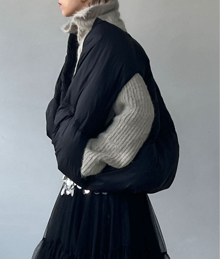 chuclla チュクラ　ラウンドボリューム　ダウンベスト　ブラック