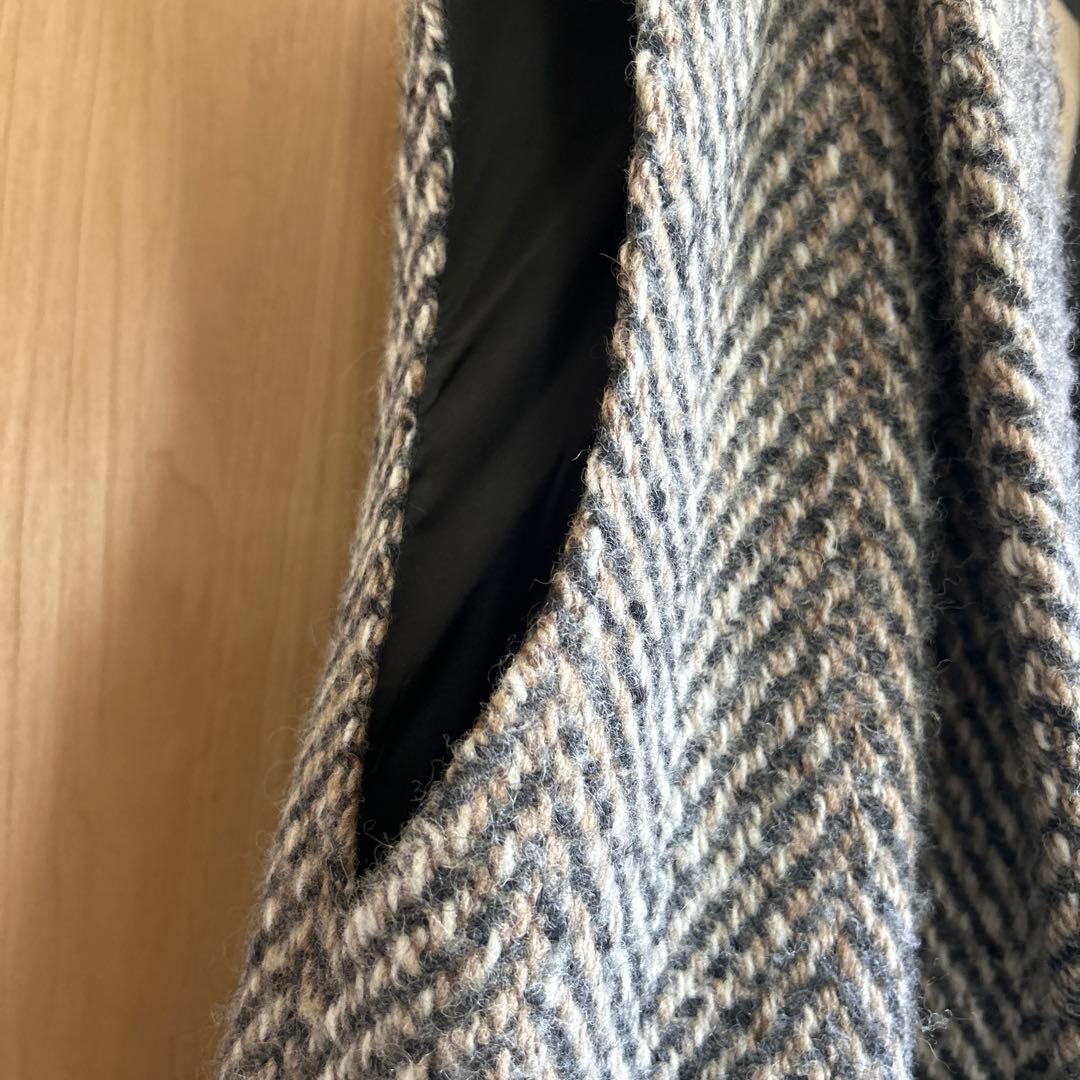 Herno ヘリンボーンノースリーブベスト