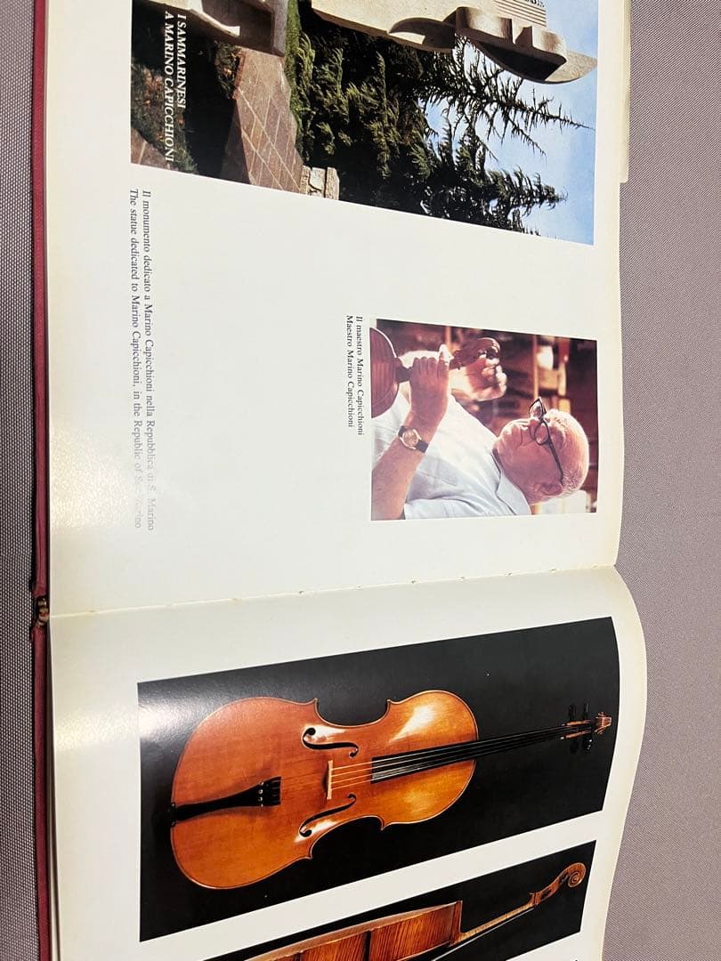 1980年代にイタリアで行われたバイオリン展示会の図鑑です。