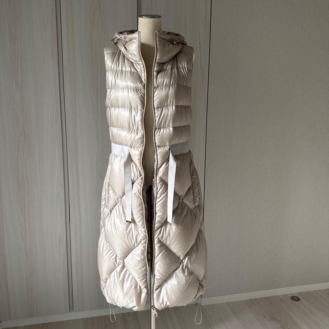 美品☆HERNO☆ダウンベスト38