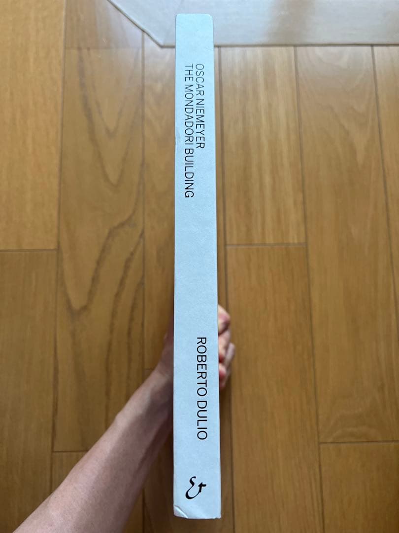 希少 オスカー•ニー•マイヤー イタリア建築 モンダドリ 書籍 建築作品集