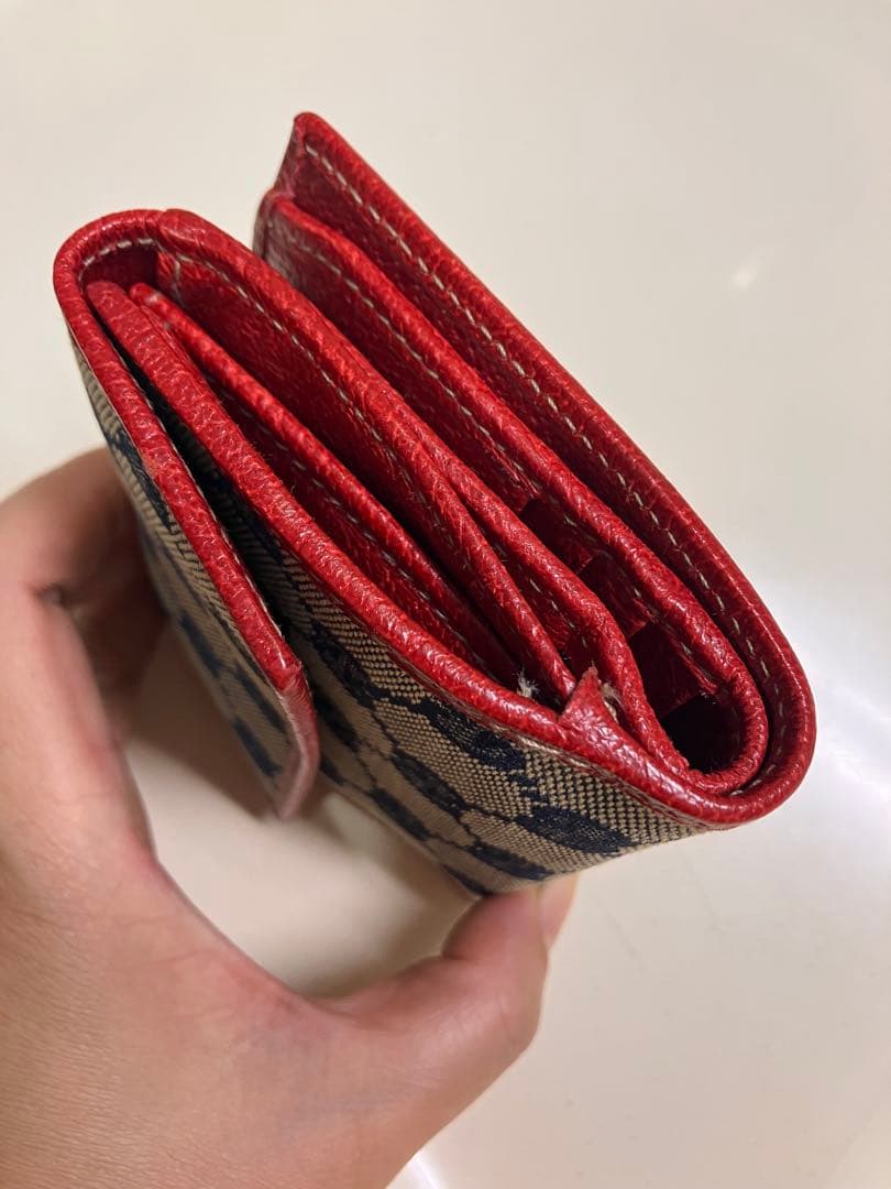 グッチ折り財布
