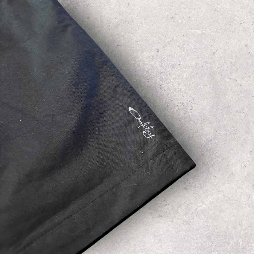 【オークリー】スキー　スノボーパンツ　M 黒　刺繍ロゴ　11年製　希少品　k