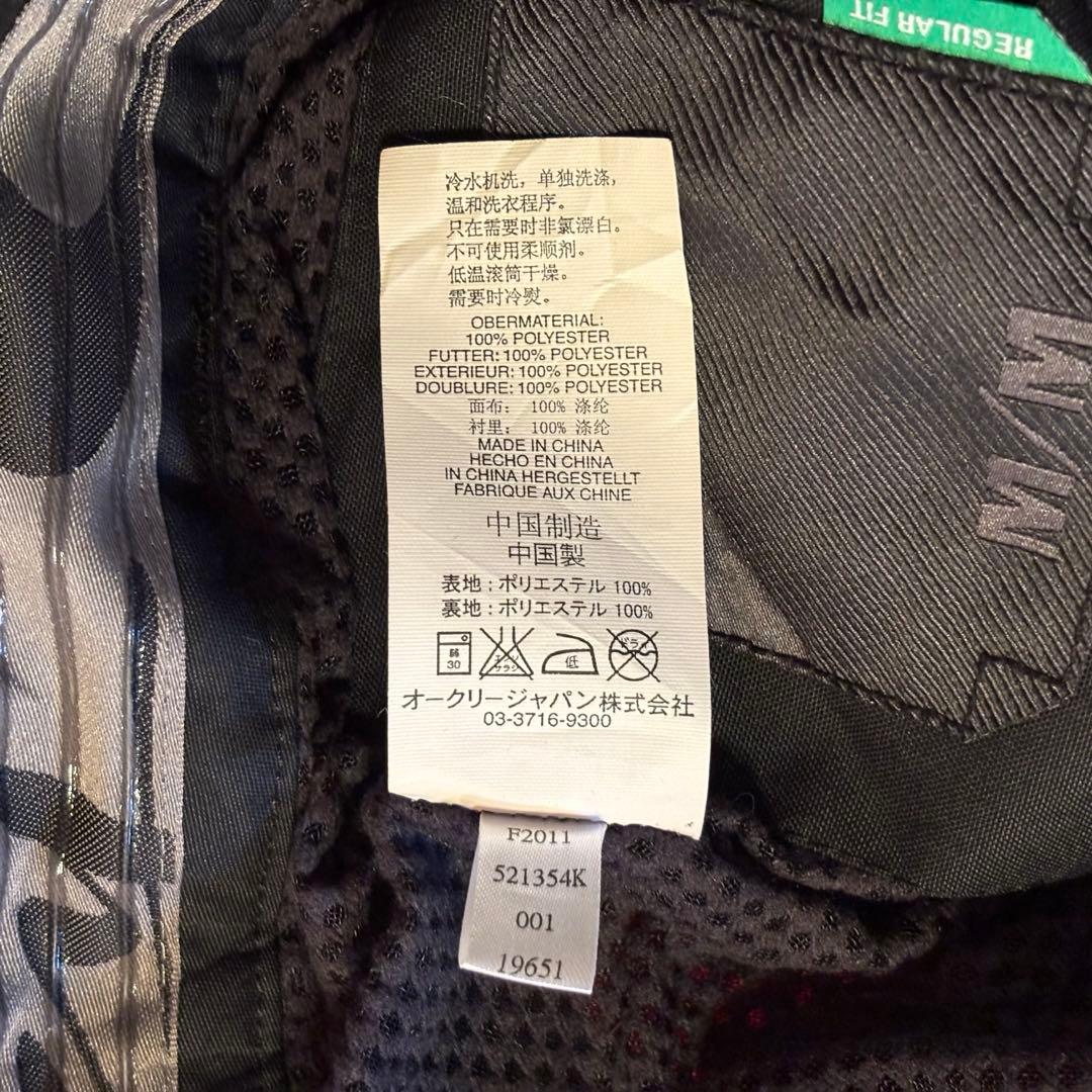 【オークリー】スキー　スノボーパンツ　M 黒　刺繍ロゴ　11年製　希少品　k