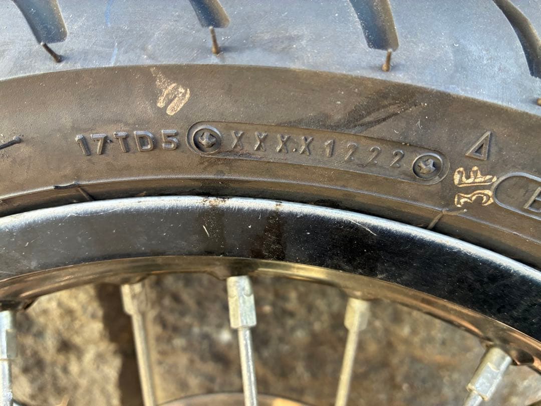 kx85 モタード仕様タイヤ、ホイールセット　klx125 dトラッカー125