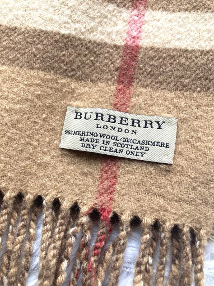 BURBERRY メガチェック カシミヤウールマフラー ベージュ定番カラー♡