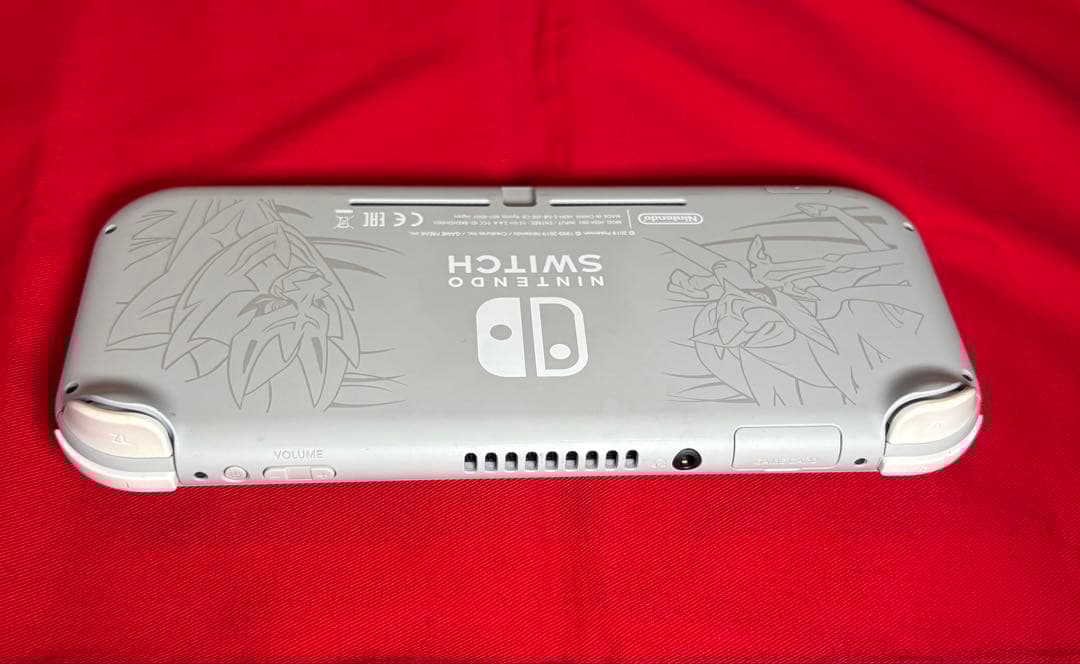 【美品】Nintendo Switch Lite 本体 ポケモンデザイン