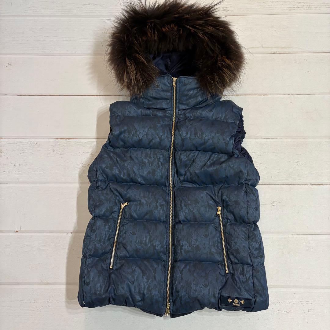 極美品✨タトラス ダウンベスト ラクーンファー フード 総柄 ネイビー 4 XL
