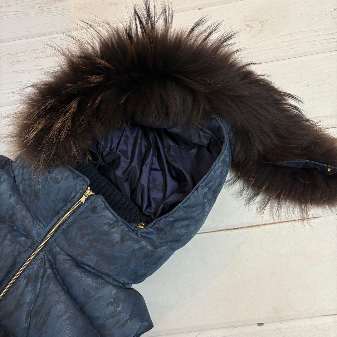 極美品✨タトラス ダウンベスト ラクーンファー フード 総柄 ネイビー 4 XL