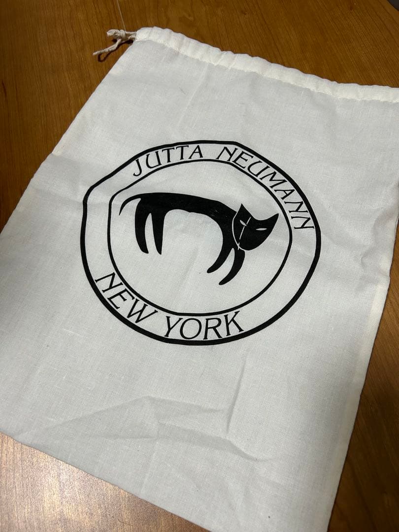 JUTTA NEUMANN（ユッタニューマン）/ ALICE（アリス）D8 黒