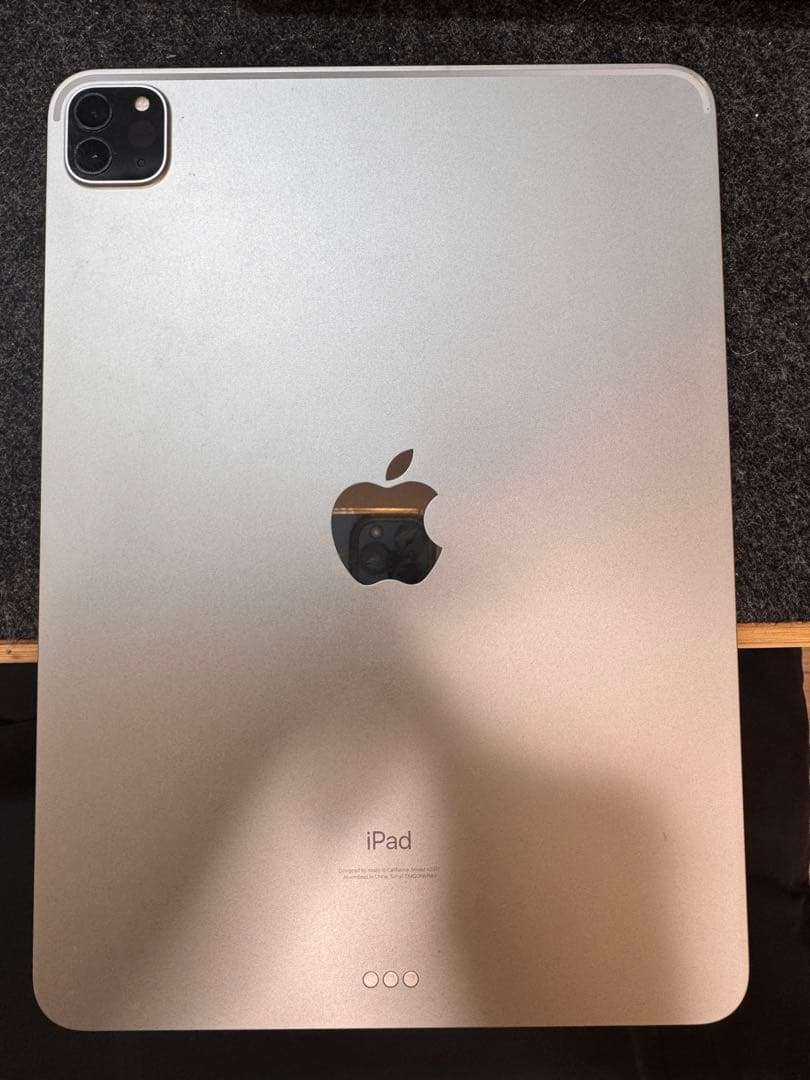 ト*ヤ様 iPad Pro 11インチ（第3世代）